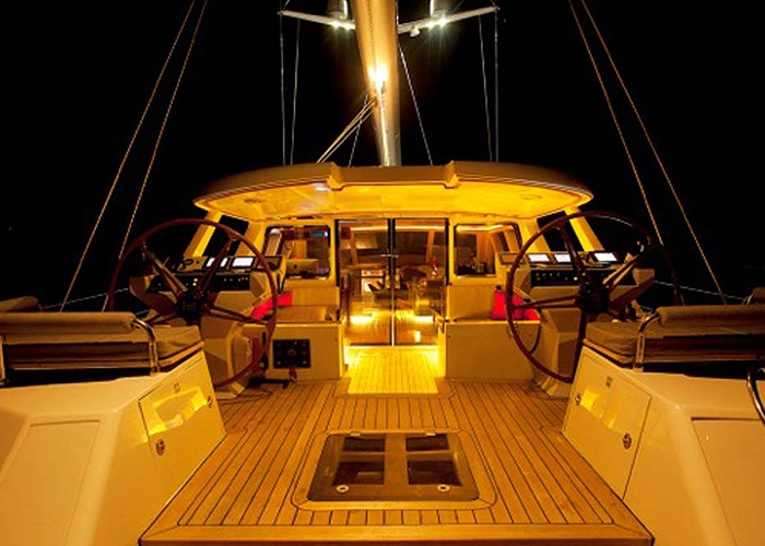 luxury Crewed Sailing Yacht Sparkman & Stephens 104 photo 5