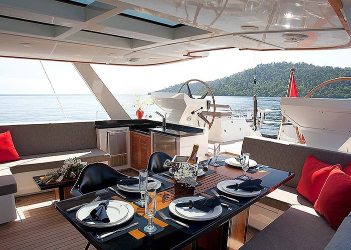 luxury Crewed Sailing Yacht Sparkman & Stephens 104 photo 6
