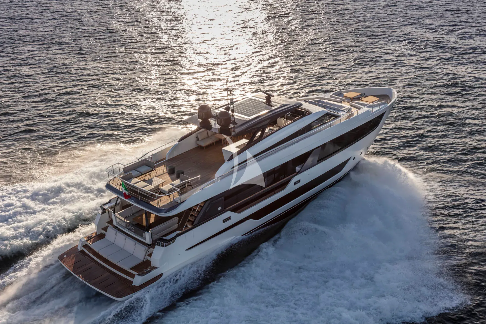 Luxury Crewed Motor Yacht SPICA photo 4