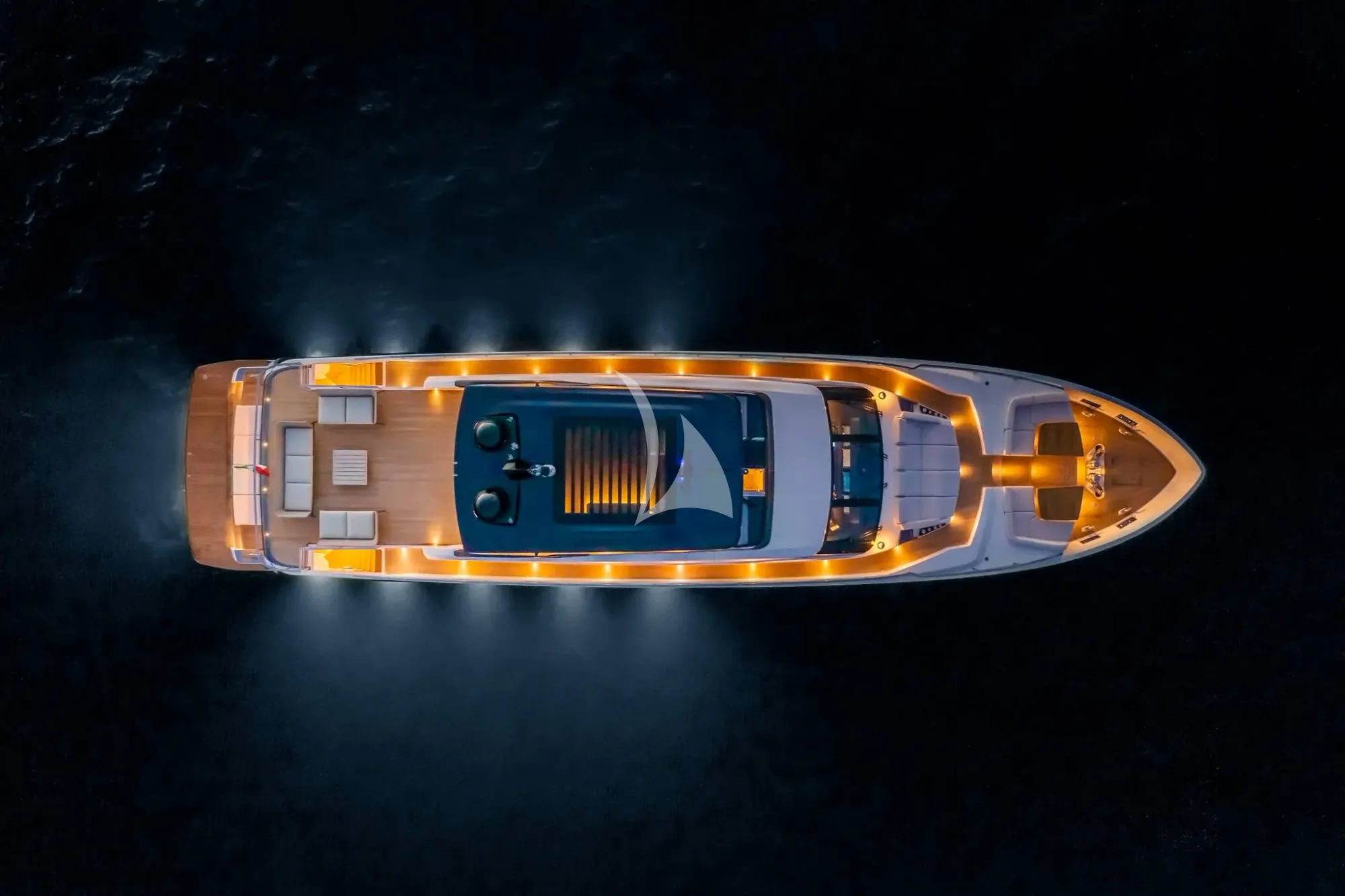 Luxury Crewed Motor Yacht SPICA photo 8