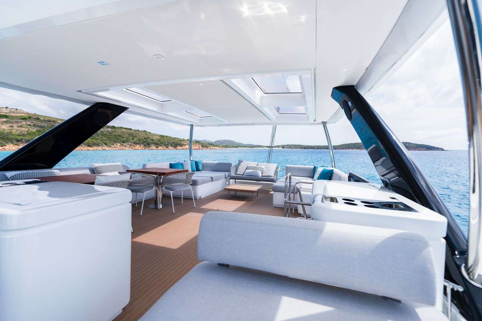 Luxury Crewed Catamaran SPIRIT OF PONANT photo 4