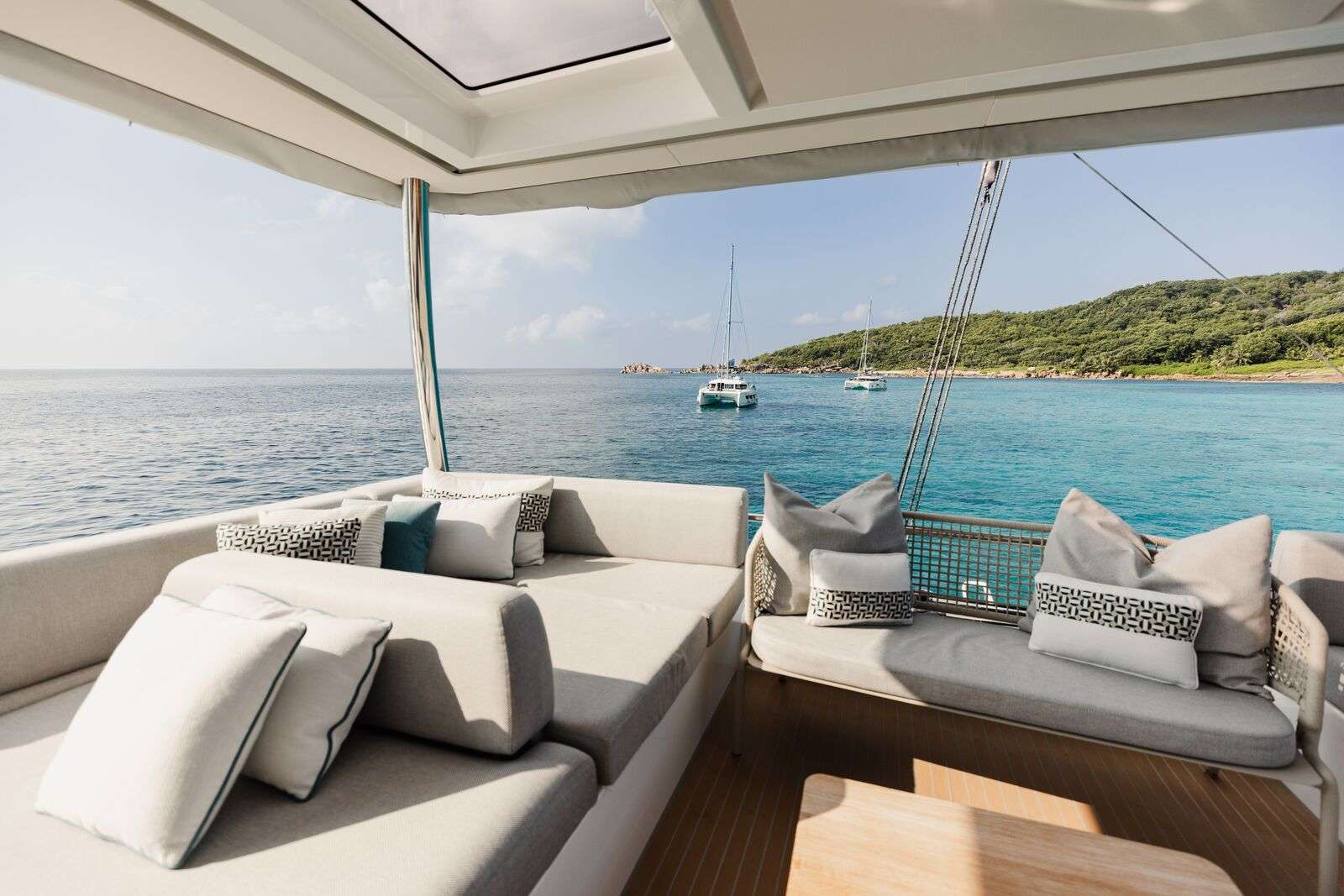 Luxury Crewed Catamaran SPIRIT OF PONANT photo 5