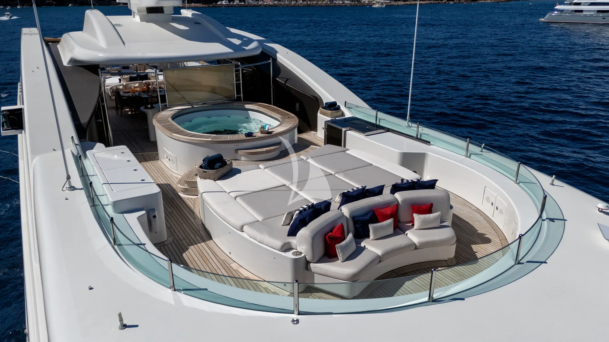 Luxury Crewed Motor Yacht ST DAVID photo 8