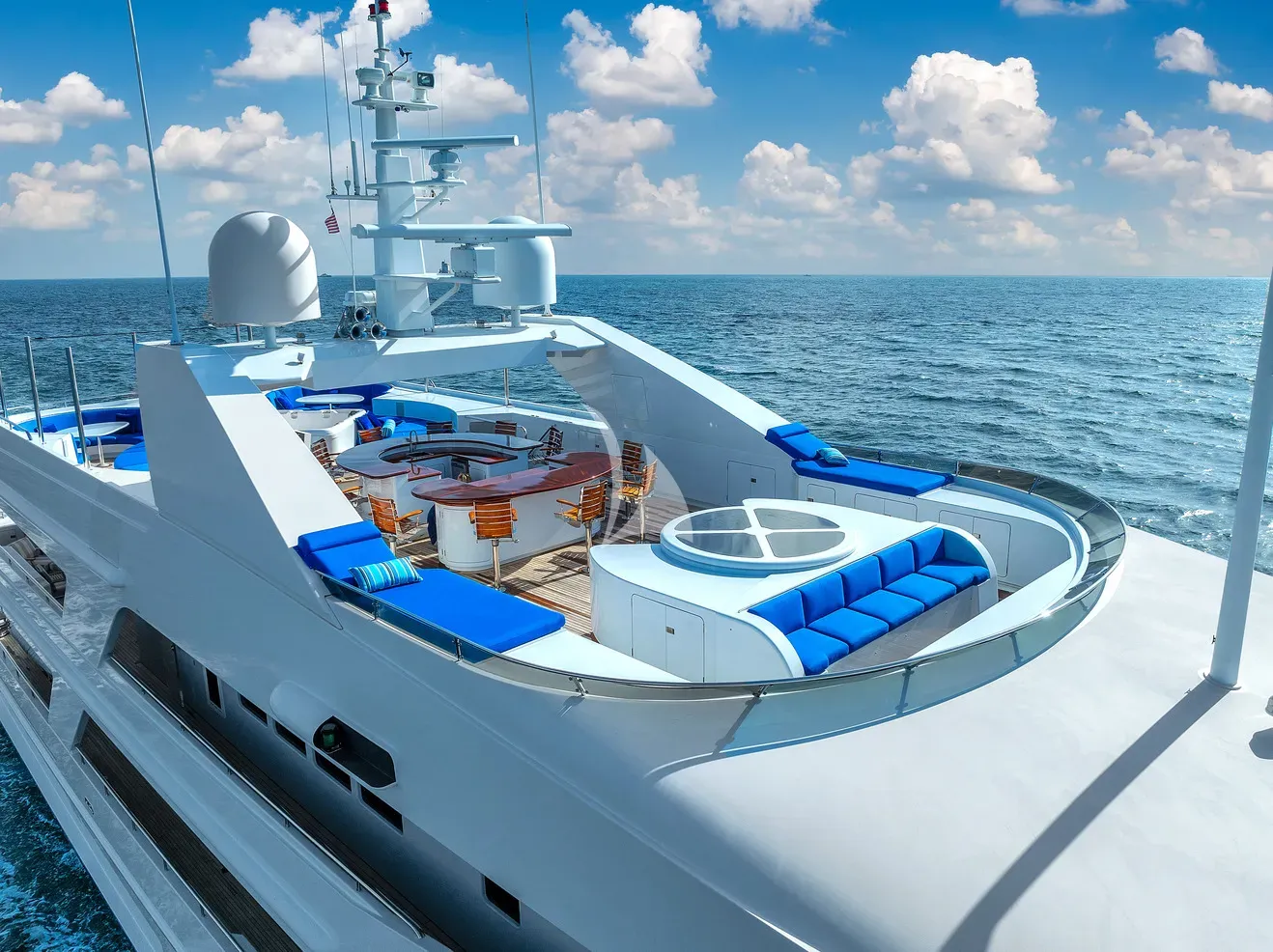 Luxury Crewed Motor Yacht STAR DIAMOND photo 8