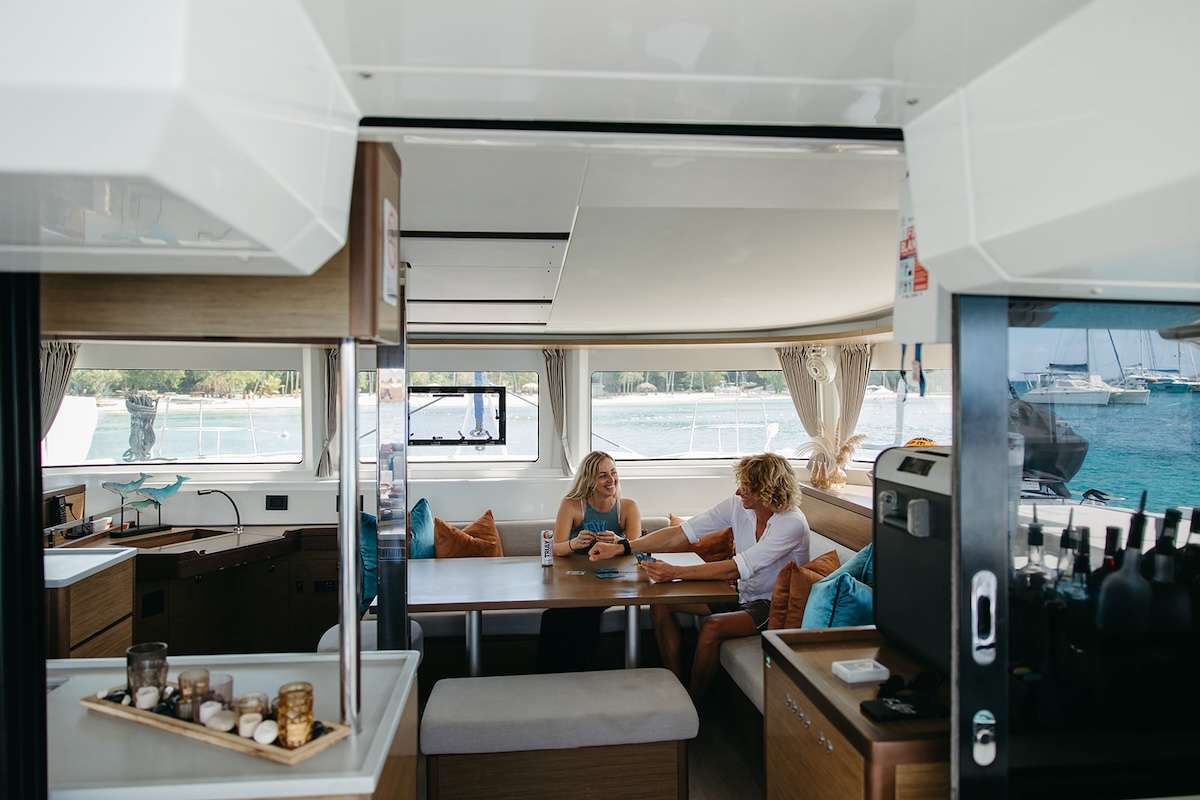 Crewed Catamaran STARRY NIGHT photo 6