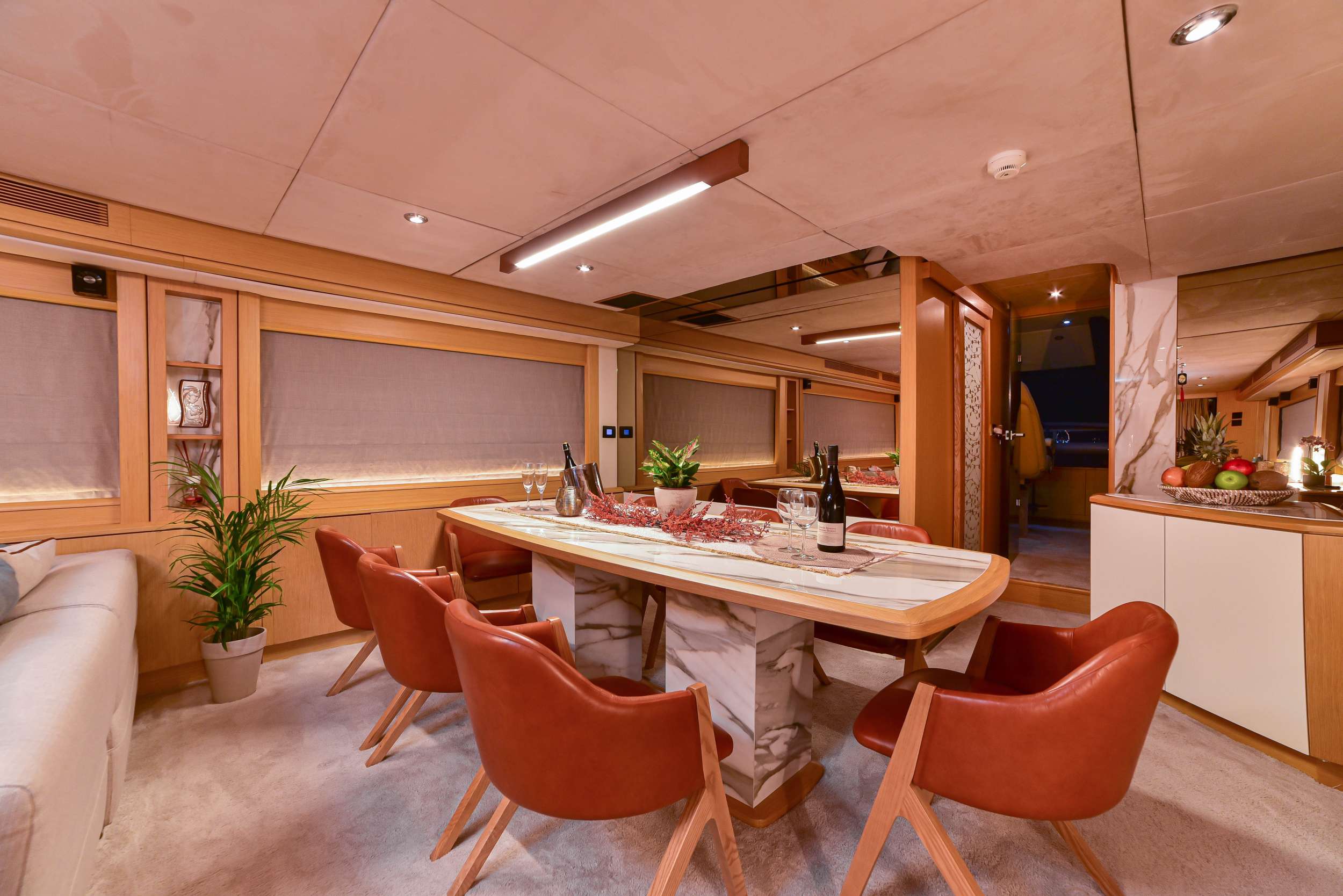 Crewed Motor Yacht STELA 117 photo 8