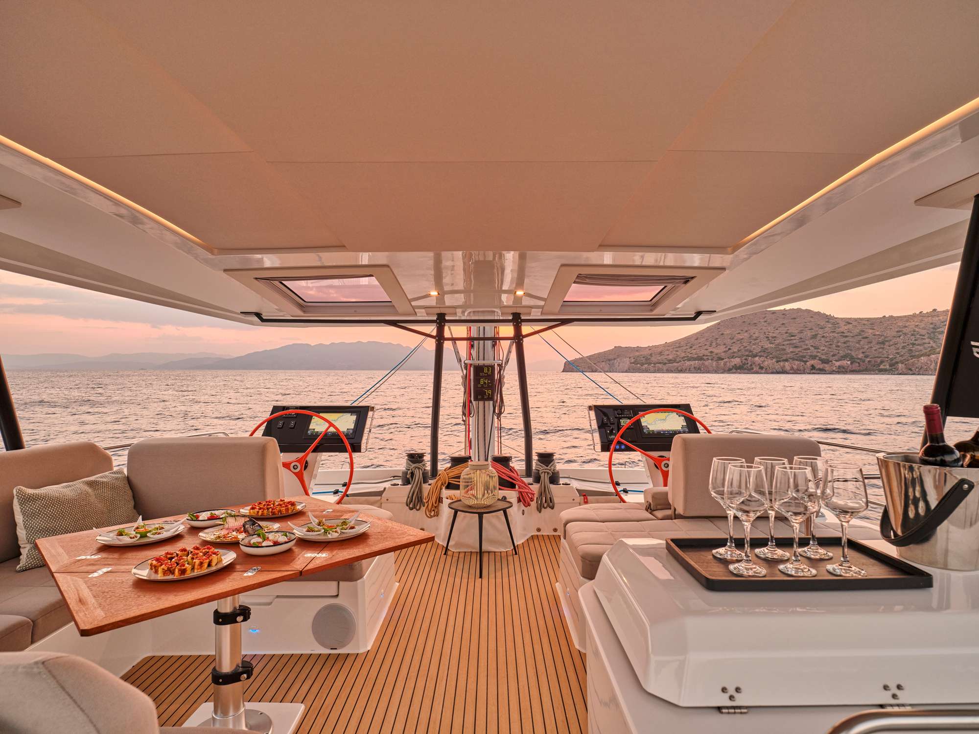 Luxury Crewed Catamaran STEPHANIE photo 6