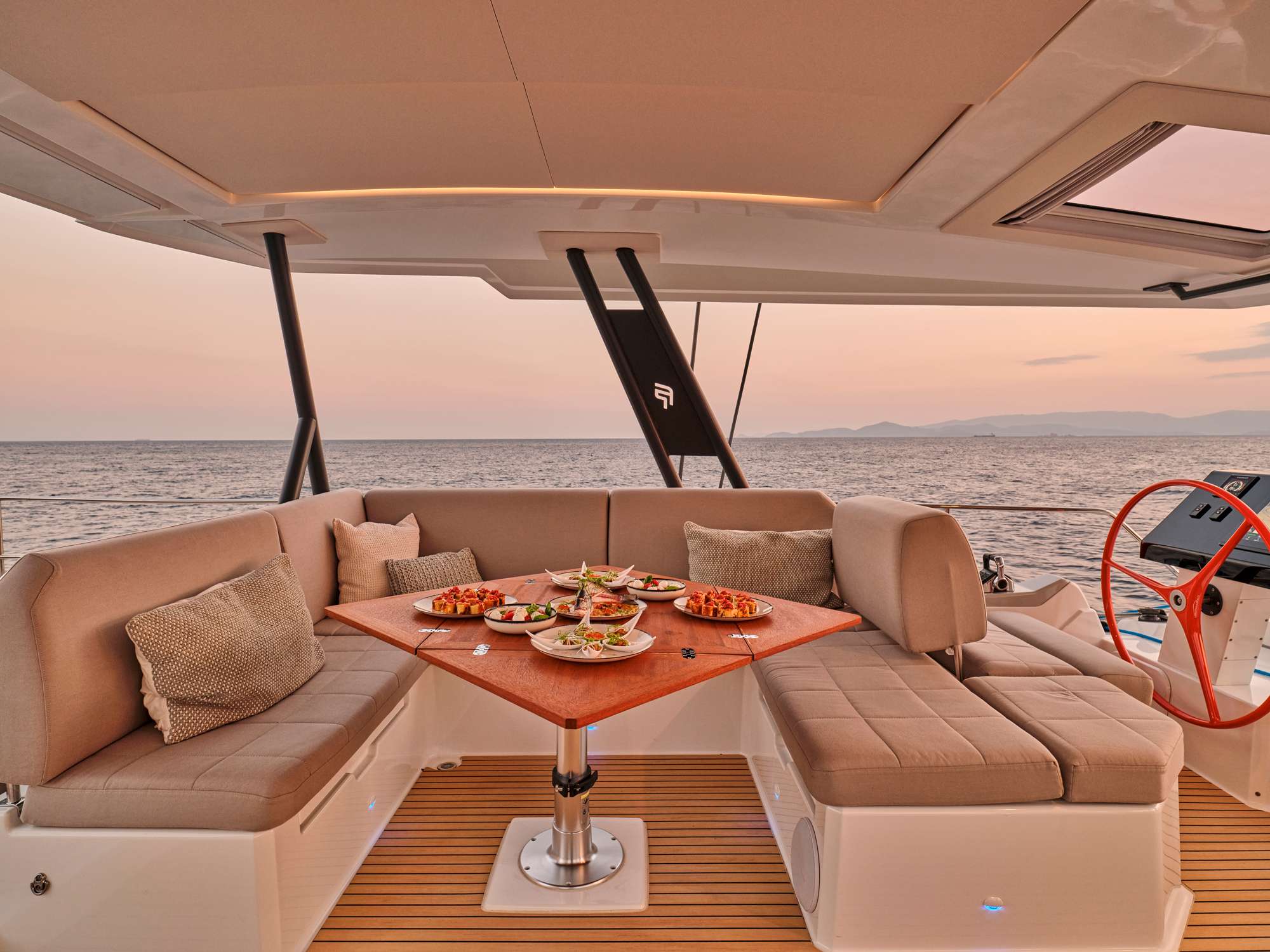 Luxury Crewed Catamaran STEPHANIE photo 7