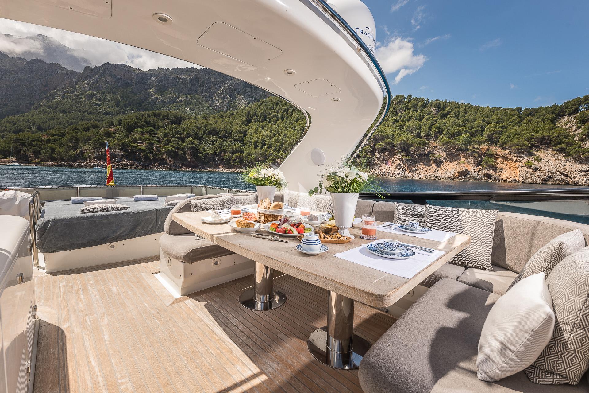 Luxury Crewed Motor Yacht SUBLIME MAR photo 6