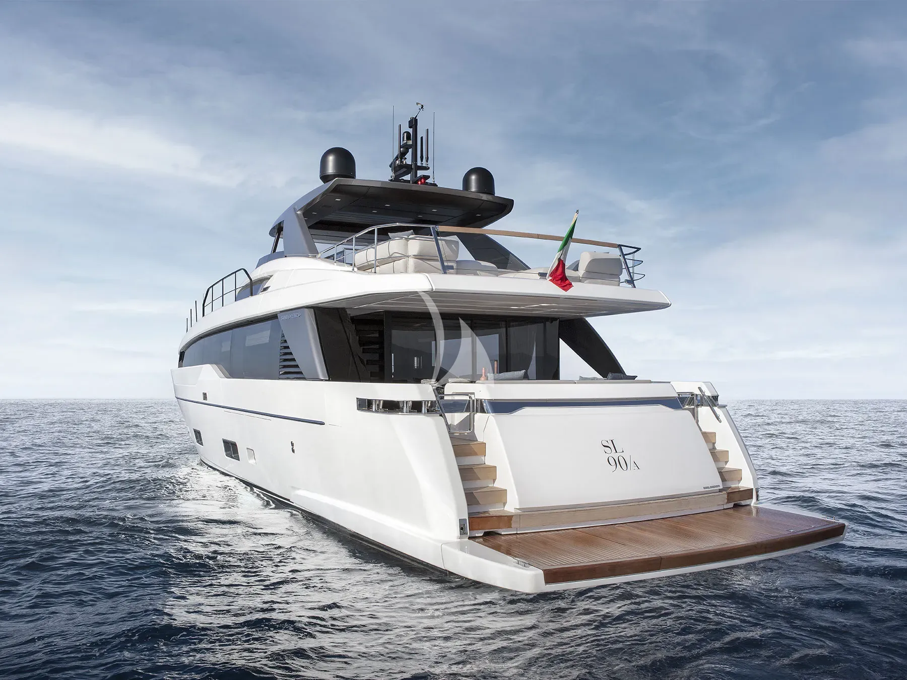Luxury Crewed Motor Yacht SUITU photo 5