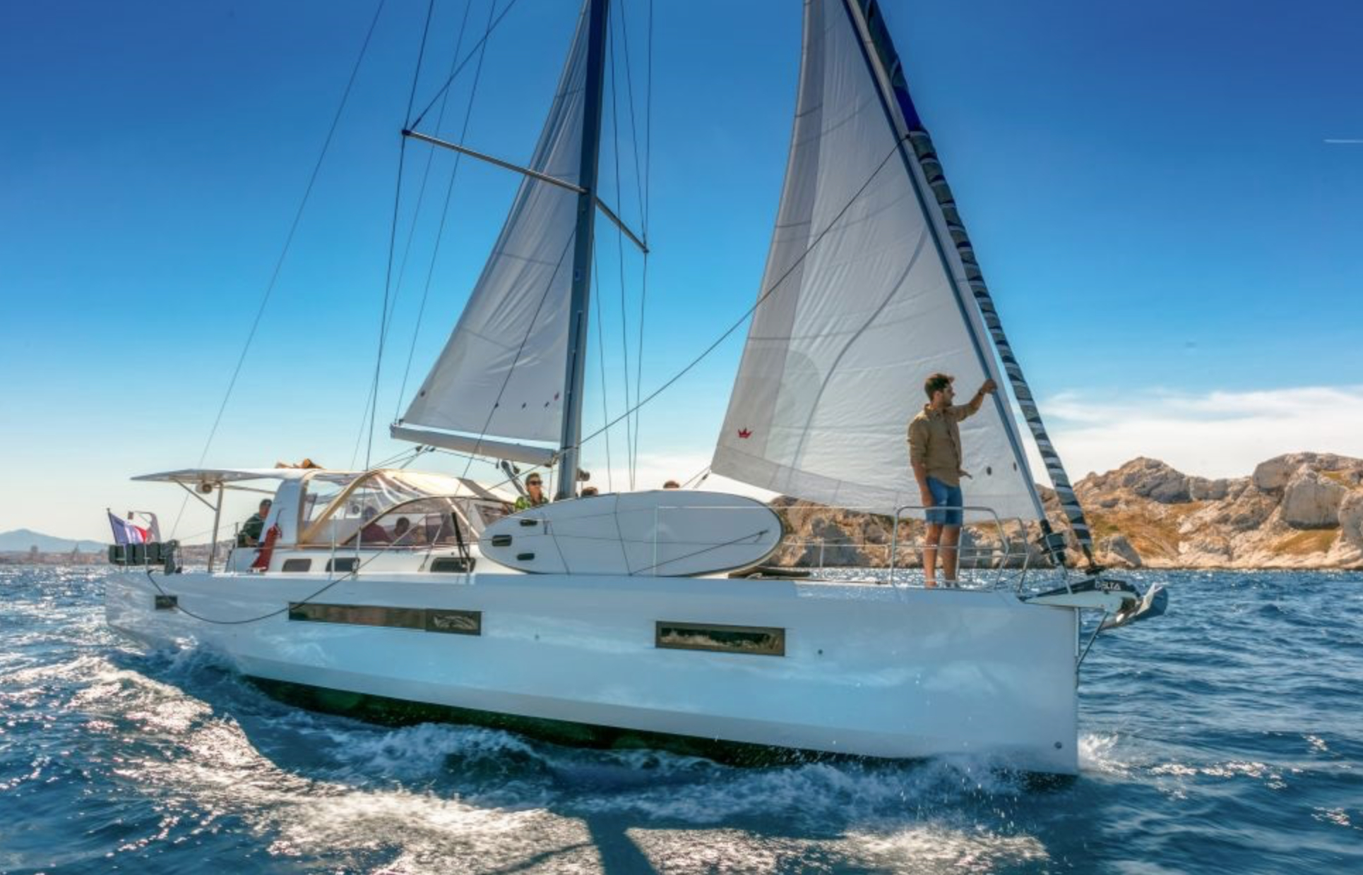 Bareboat Sailing Yacht Jeanneau Sun Loft 47