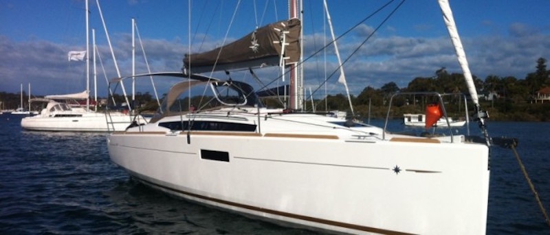 Bareboat Sailing Yacht Sun Odyssey 349