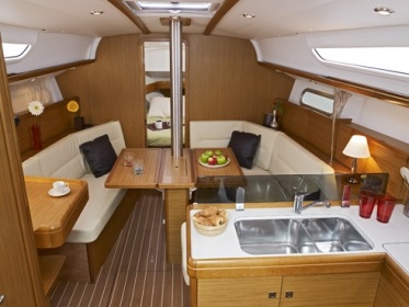 Bareboat Sailing Yacht Sun Odyssey 36 photo 3