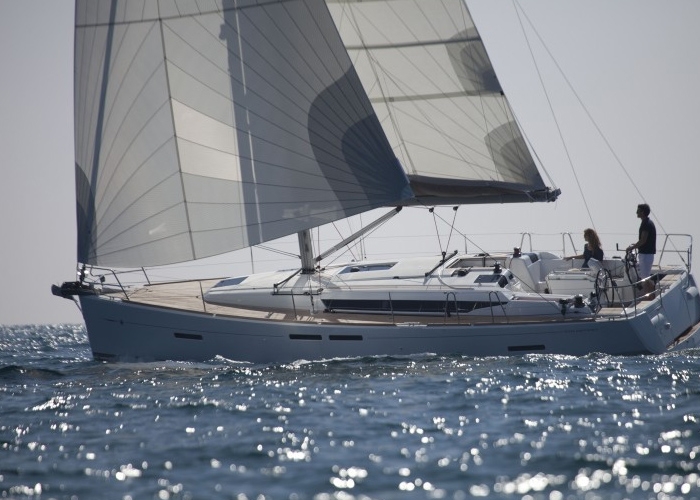 Bareboat Sailing Yacht Jeanneau Sun Odyssey 409