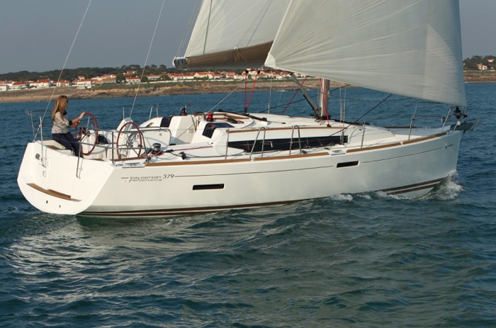 Bareboat Sailing Yacht Jeanneau Sun Odyssey 379