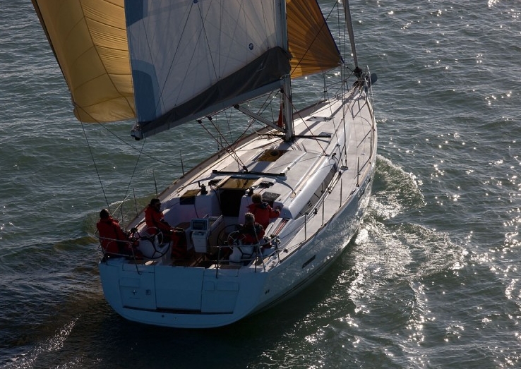 Bareboat Sailing Yacht Gipsy Queen photo 8