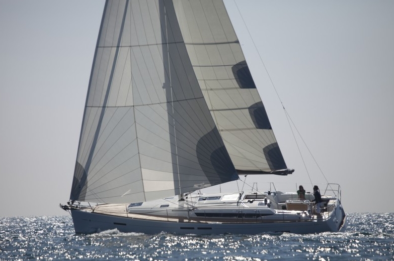 Bareboat Sailing Yacht Sun Odyssey 439