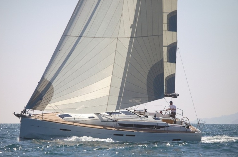 Bareboat Sailing Yacht Sun Odyssey 439 photo 4