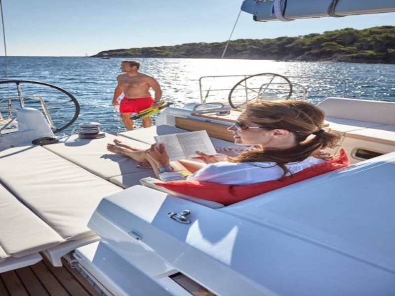 Bareboat Sailboat Sun Odyssey 440 photo 4