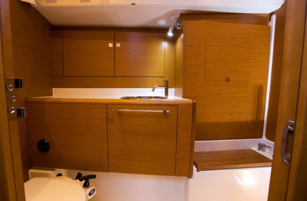 Bareboat Sailing Yacht Sun Odyssey 449 photo 3