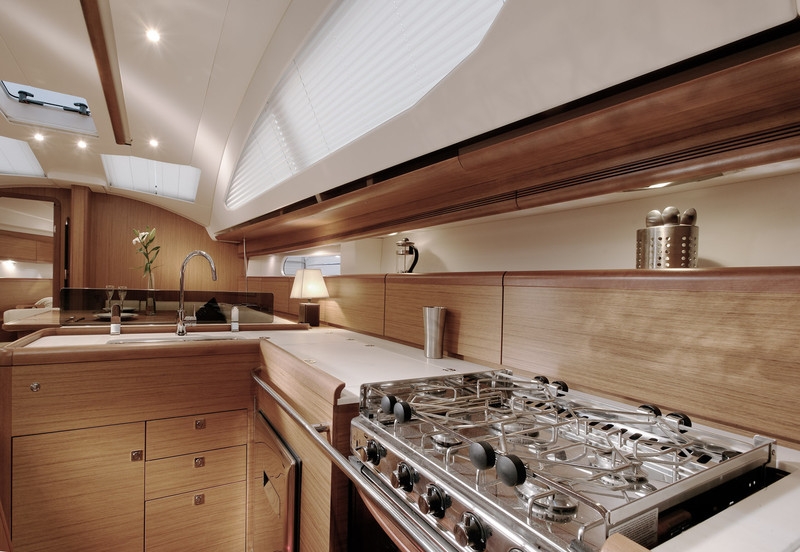 Bareboat Sailing Yacht Sun Odyssey 45 DS photo 4