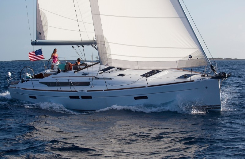 Bareboat Sailing Yacht Sun Odyssey 469 (2013/14) photo 4
