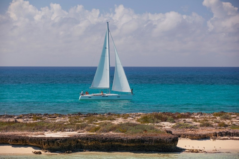 Bareboat Sailing Yacht Sun Odyssey 469 photo 3