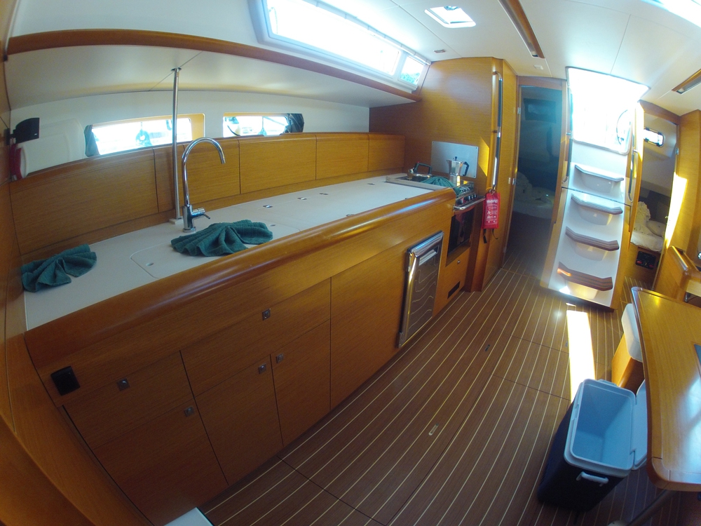 Bareboat Sailing Yacht Sun Odyssey 469 photo 3