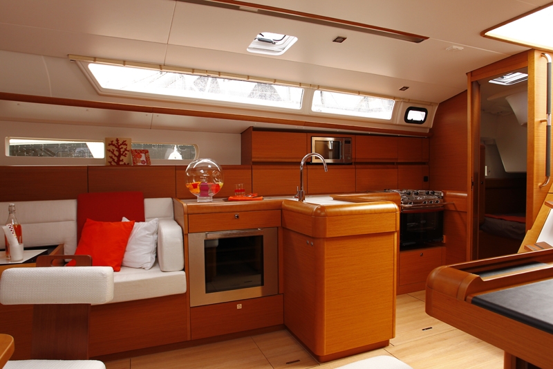 Bareboat Sailing Yacht Sun Odyssey 509 photo 4