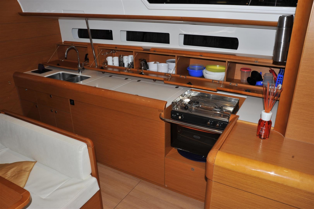 Bareboat Sailing Yacht Secret Love photo 5