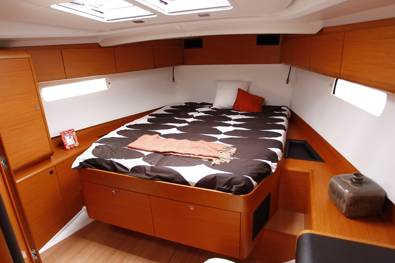 Bareboat Sailing Yacht Sun Odyssey 59 photo 3