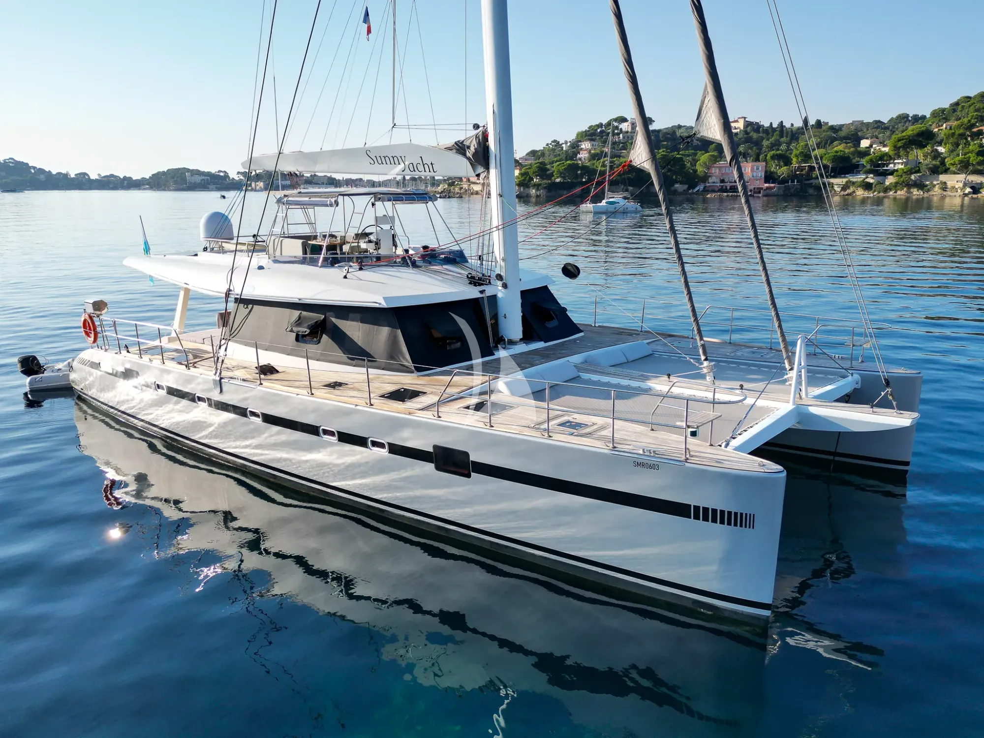 Luxury Crewed Catamaran SUNNYACHT photo 3