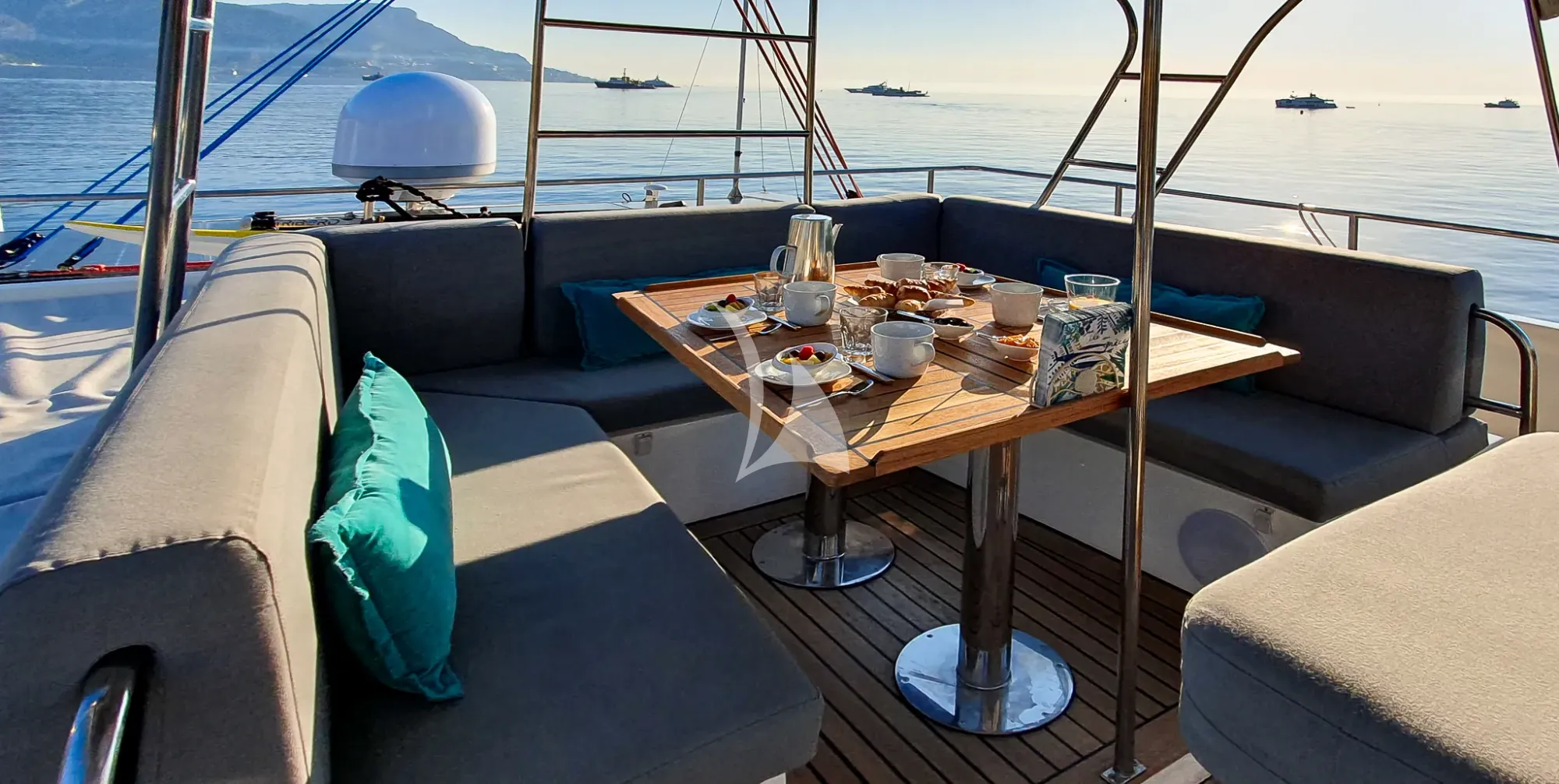 Luxury Crewed Catamaran SUNNYACHT photo 7