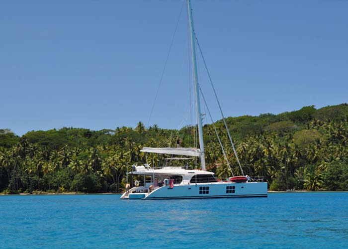 Luxury Crewed Catamaran Sunreef 62 photo 4