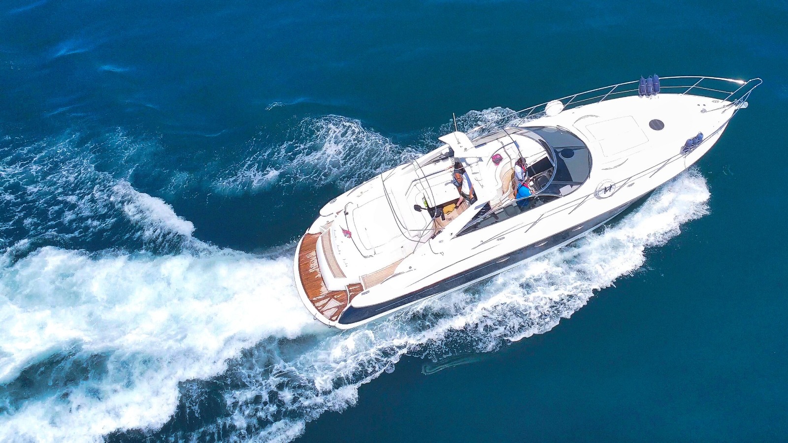 Crewed Motor Yacht SUNSEEKER CAMARGUE 50 photo 3