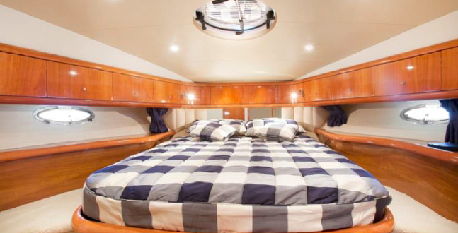 Crewed Motor Yacht Sunseeker Camargue 50 photo 8