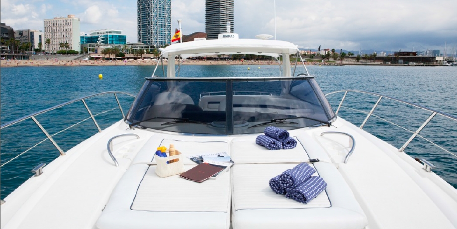 Crewed Motor Yacht Sunseeker Camargue 50 photo 4