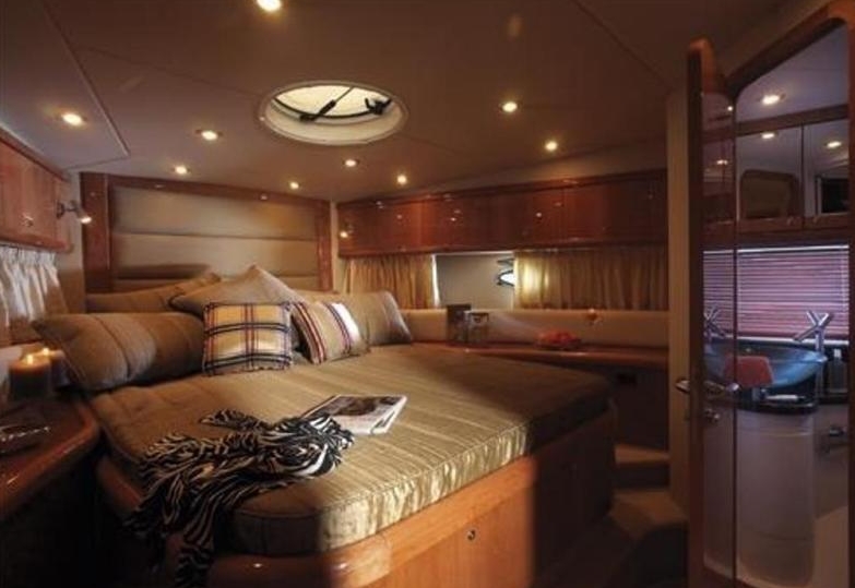 Crewed Motor Yacht Sunseeker Portofino 53 photo 4
