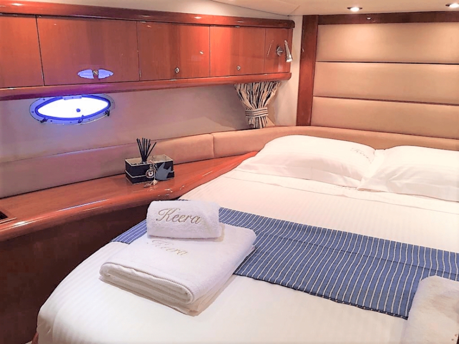 Crewed Motor Yacht Sunseeker Portofino 53 photo 4