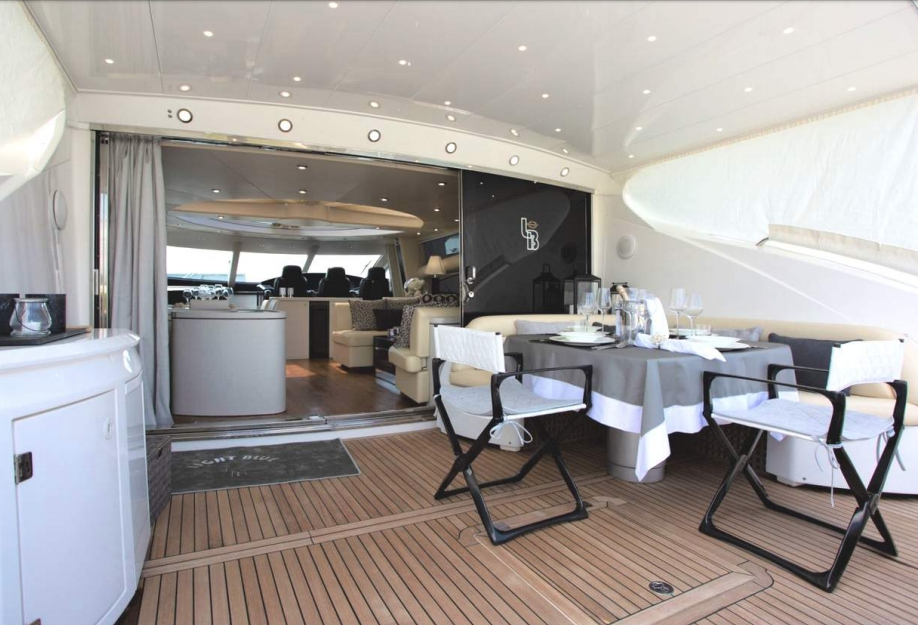 Crewed Motor Yacht Sunseeker Predator 68 photo 5