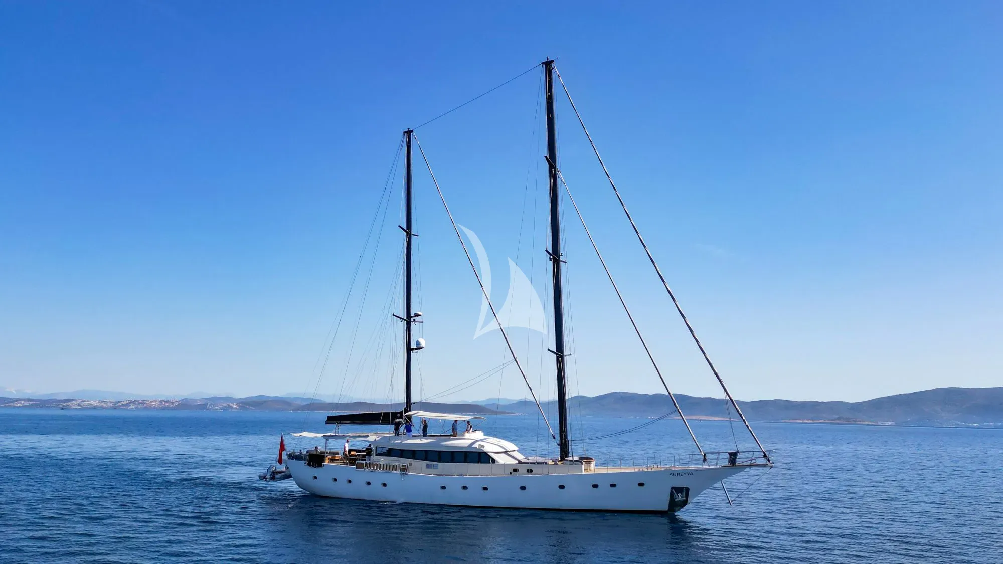 Luxury Crewed Sailing Yacht SURREYA photo 4