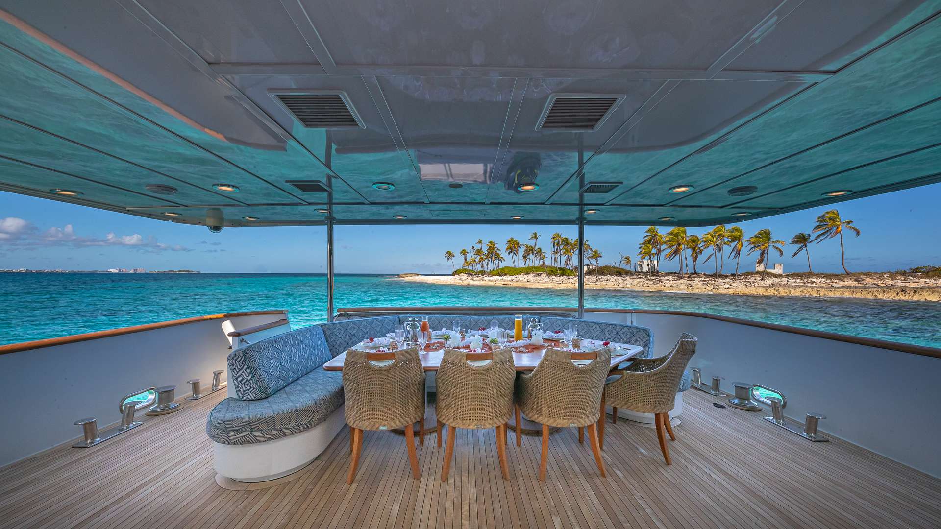 Luxury Crewed Motor Yacht SWEET ESCAPE photo 5