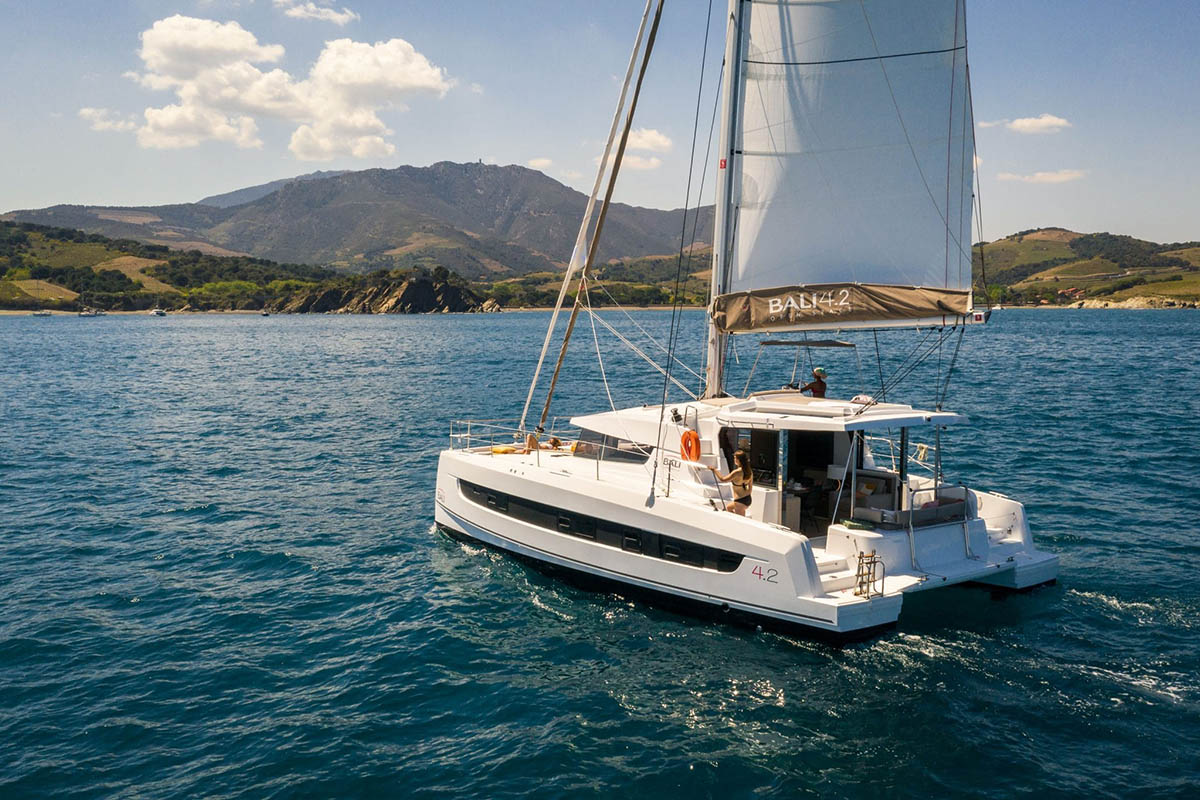 Bareboat Catamaran SWEET ESCAPE photo 3
