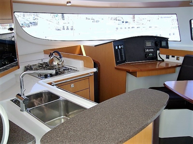 Bareboat Sailing Yacht SWING photo 4