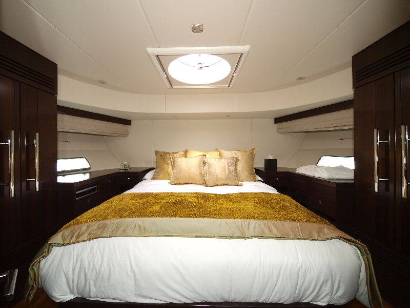 Crewed Motor Yacht Tachou Flybridge photo 3