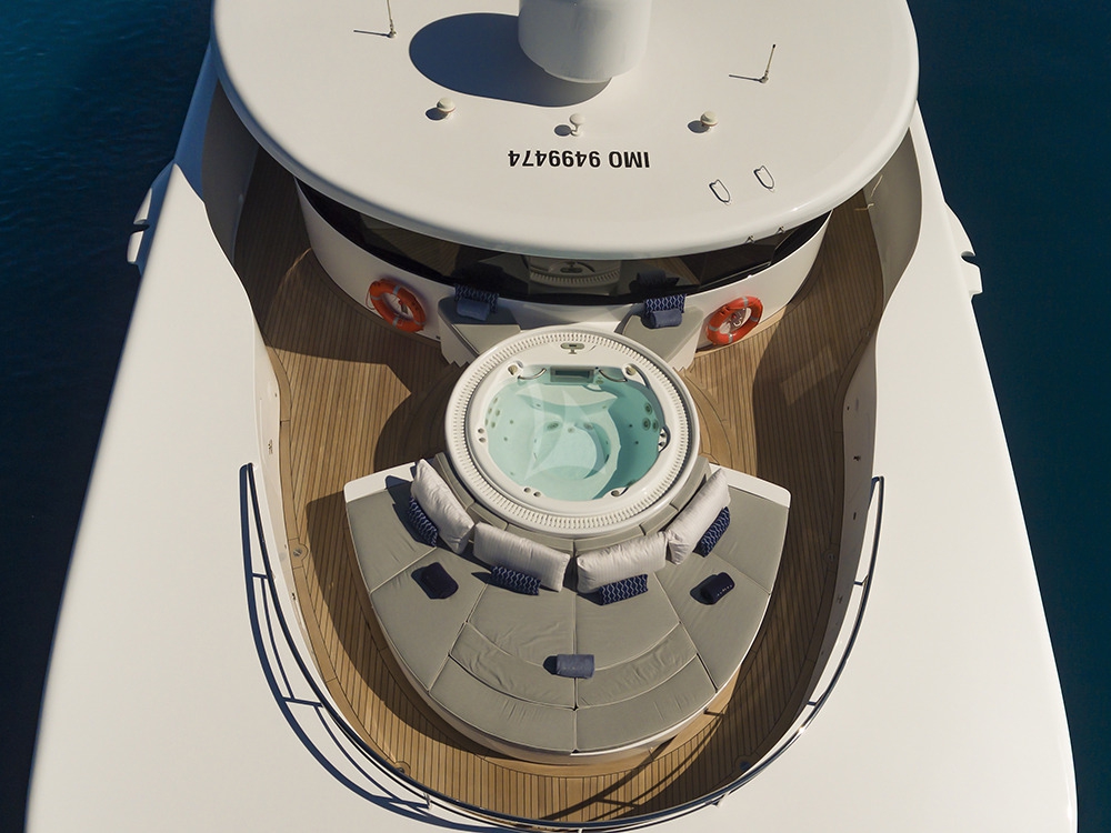 Luxury Crewed Motor Yacht TALEYA photo 5