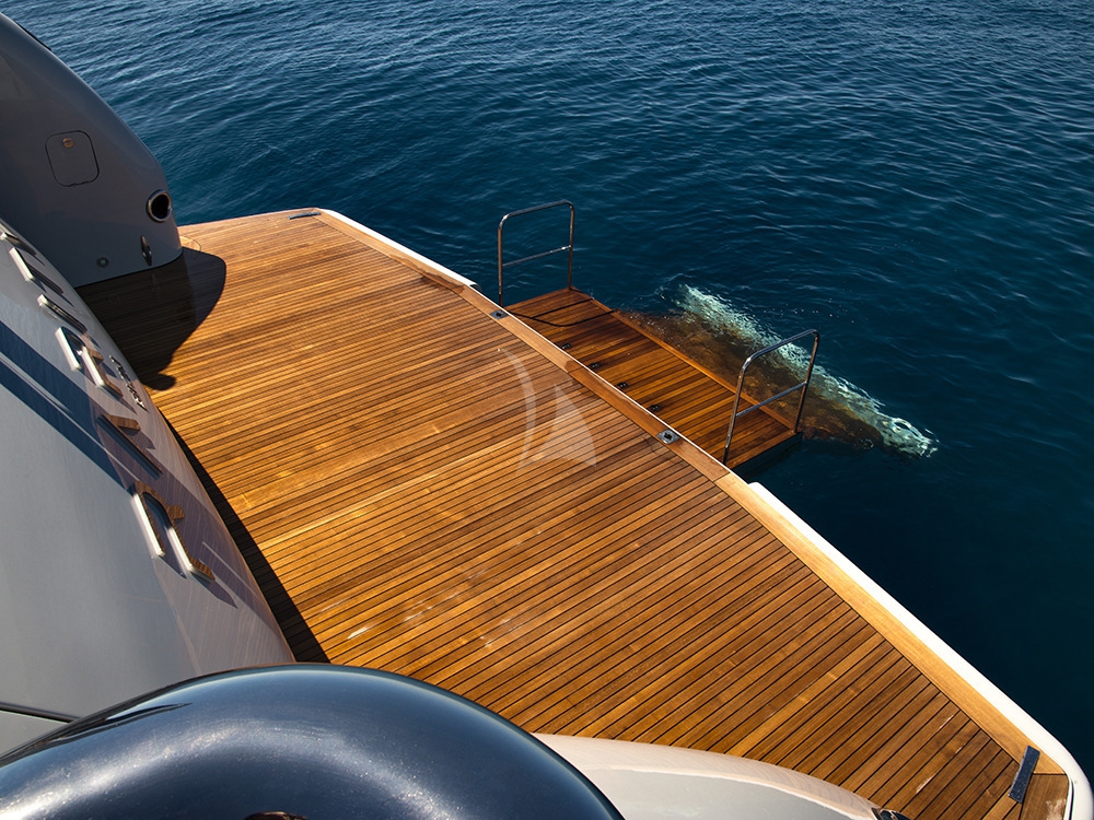 Luxury Crewed Motor Yacht TALEYA photo 7