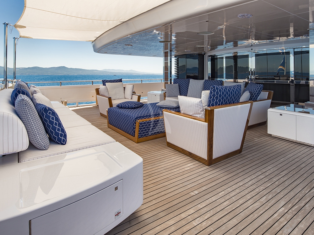 Luxury Crewed Motor Yacht TALEYA photo 8