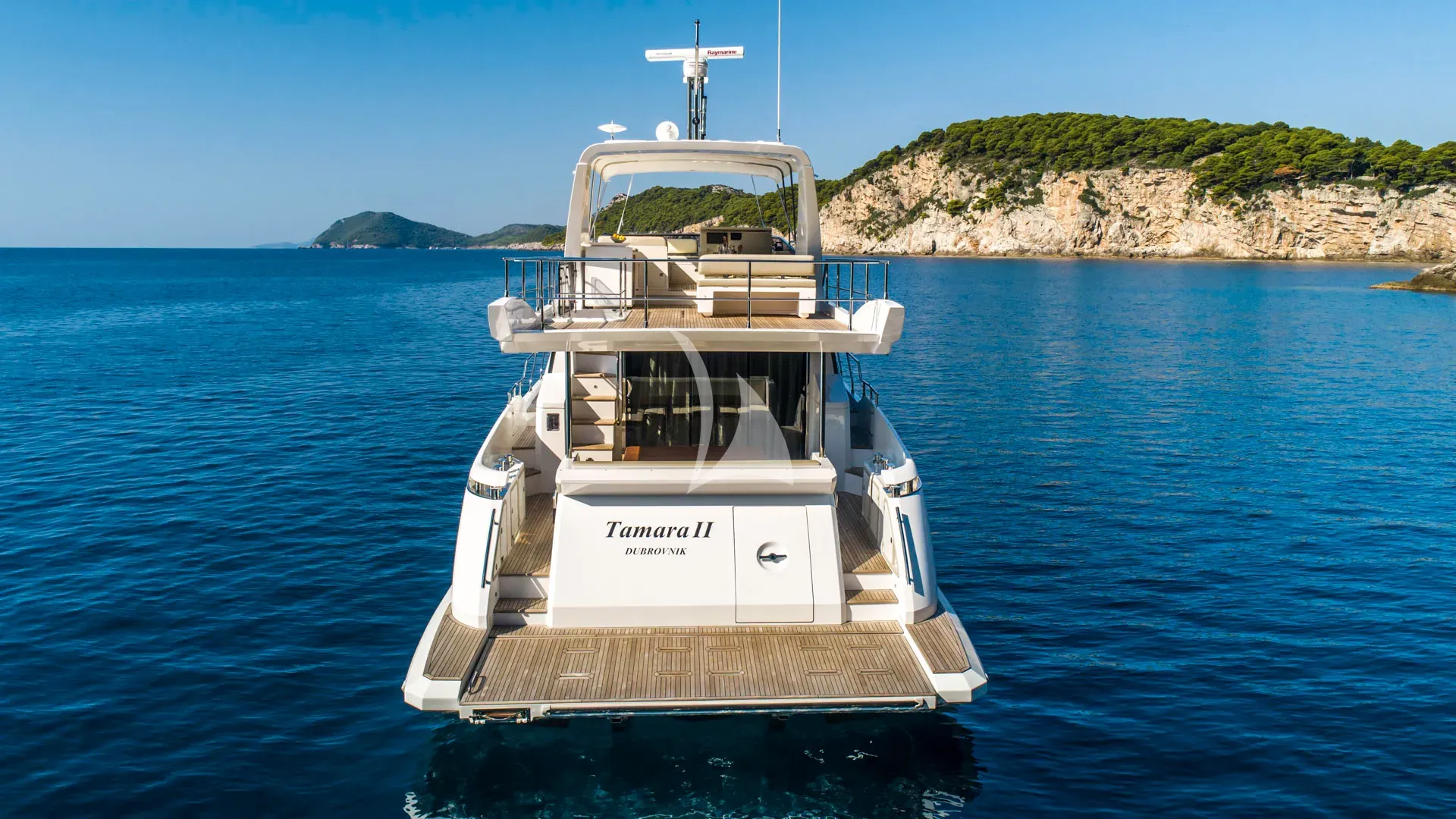 Luxury Crewed Motor Yacht TAMARA II photo 6