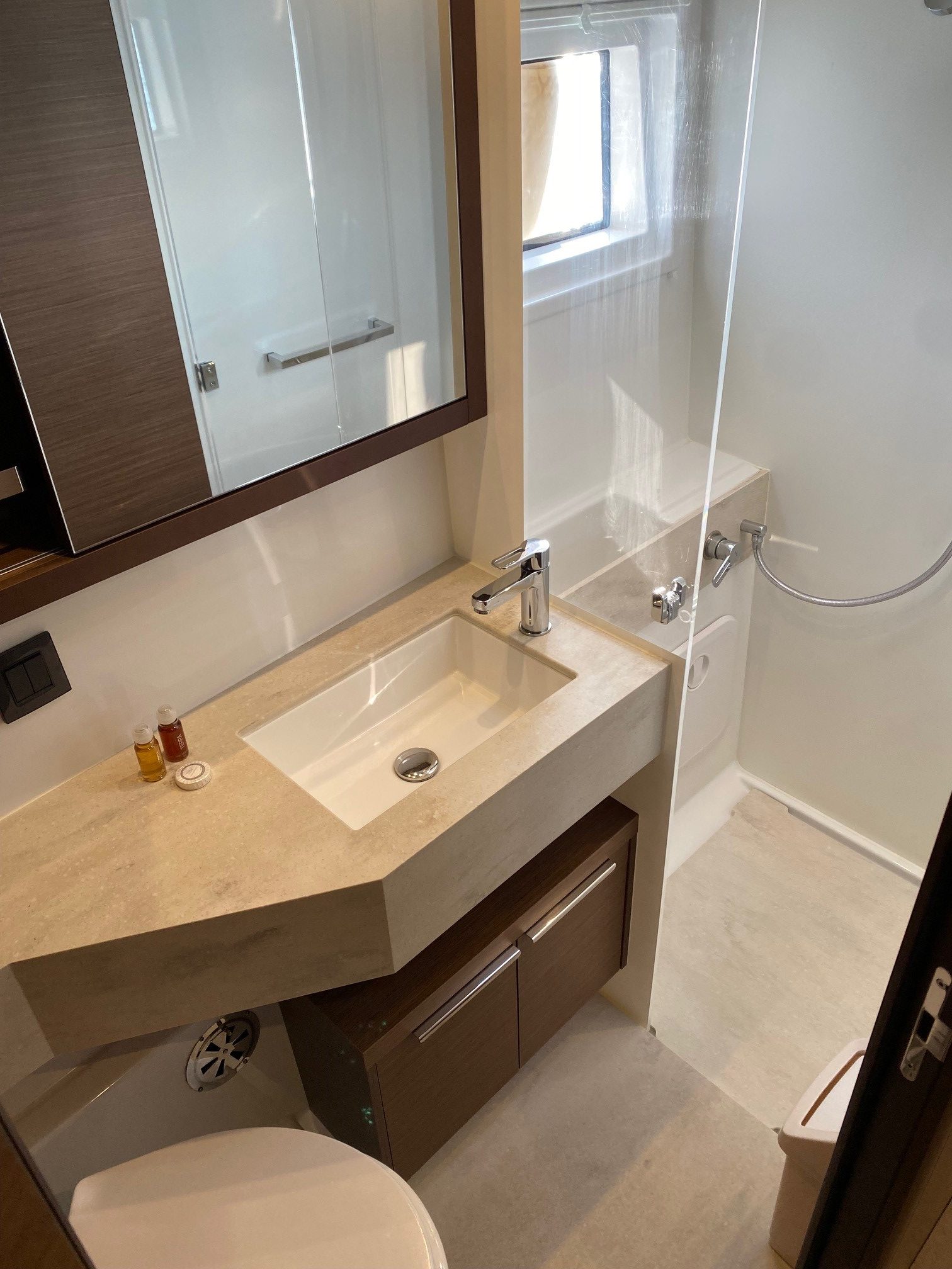 Bareboat Catamaran TATRY photo 8